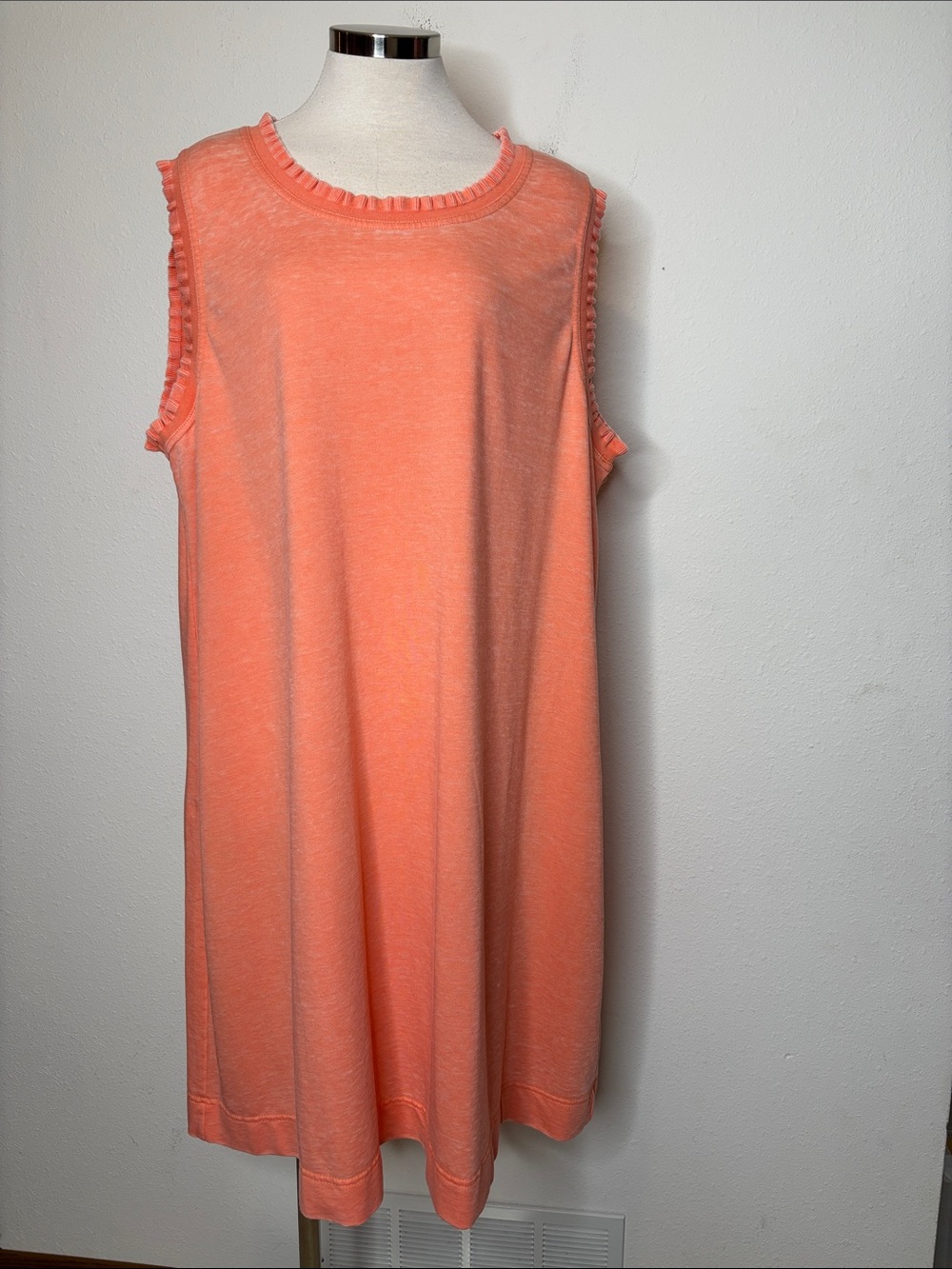 Jones New York Coral Sleeveless Midi Dress